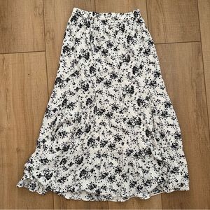 Uniqlo Floral Mermaid Maxi Skirt